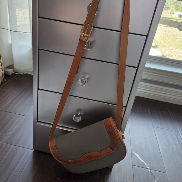 Christian Dior Crossbody Bag - Picture 8 of 8